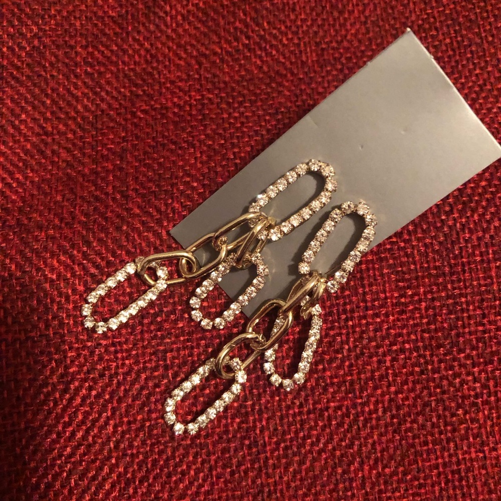 Elegant Gold and Crystal Drop Earrings - Picture 4 of 6